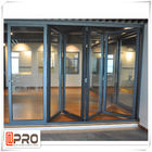 Nowoczesne aluminiowe składane drzwi składane do domu mieszkalnego Pionowe drzwi dwuskrzydłowe z podwójnymi szybami drzwi dwuskrzydłowe
