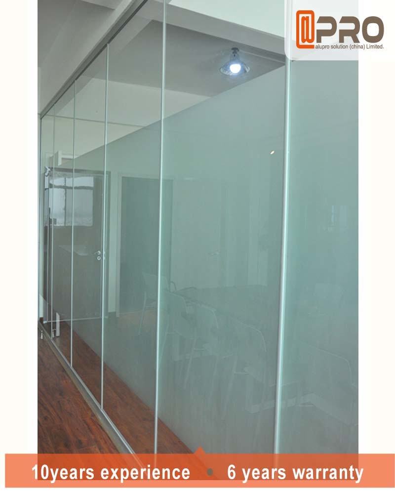 Frosted Glass Modern Office Partitions Łatwa instalacja do zastosowań komercyjnych